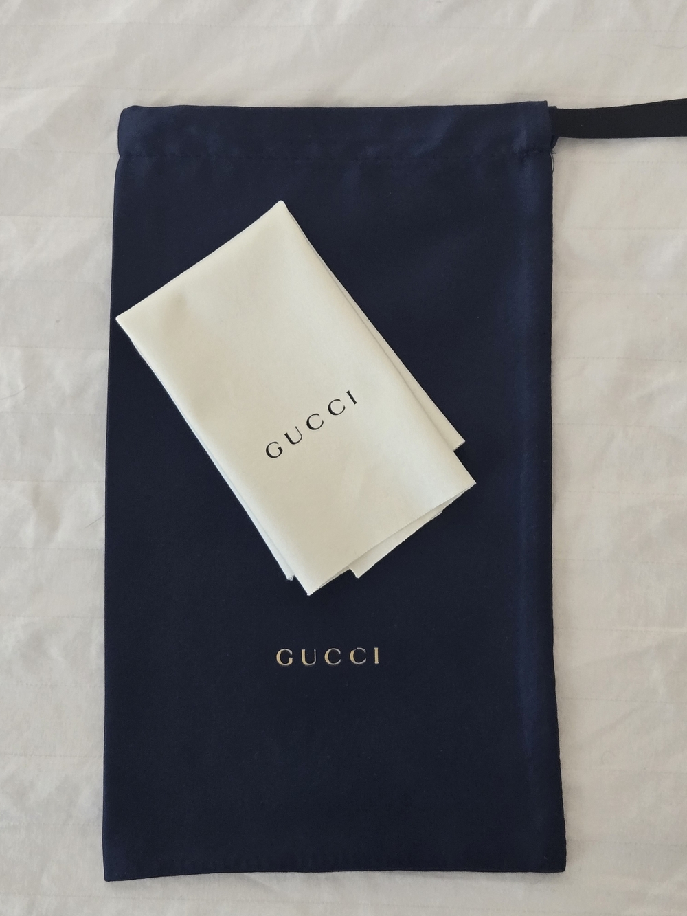 Gucci Navy Satin Dust Bag & White Cleaning Cloth For Eyewear